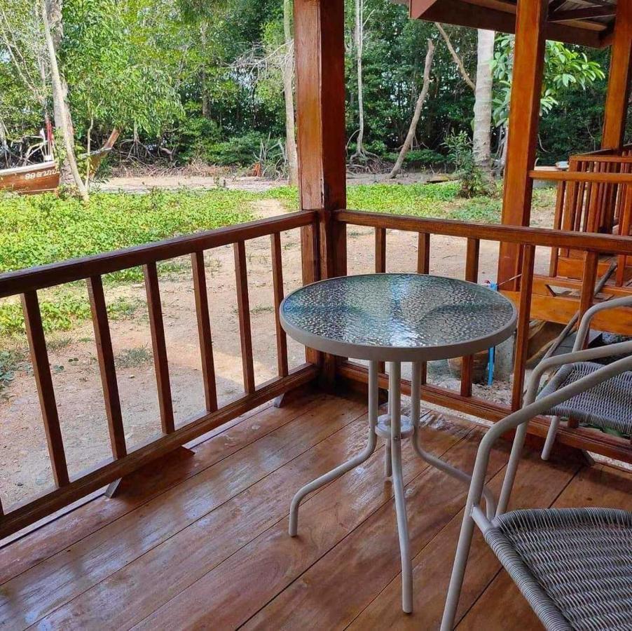 Kohmook Happy Time Bungalow Đảo Đảo Koh Mook Ngoại thất bức ảnh
