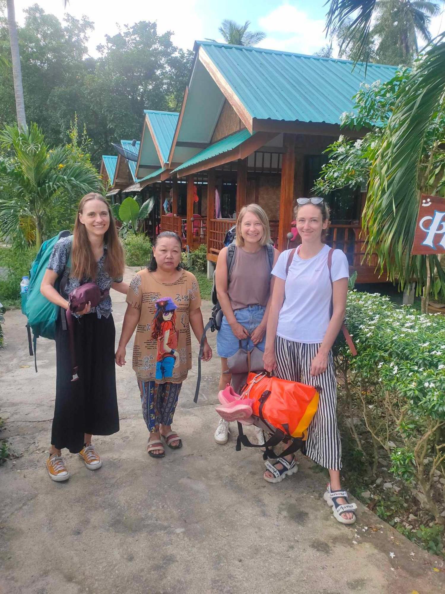 Kohmook Happy Time Bungalow Đảo Đảo Koh Mook Ngoại thất bức ảnh