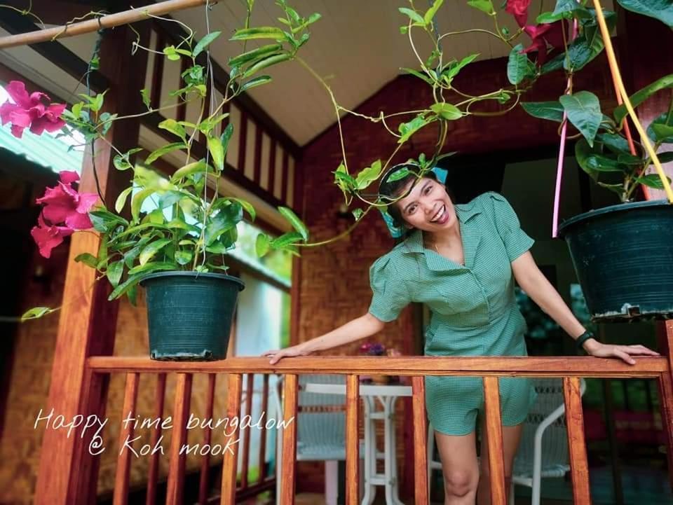 Kohmook Happy Time Bungalow Đảo Đảo Koh Mook Ngoại thất bức ảnh